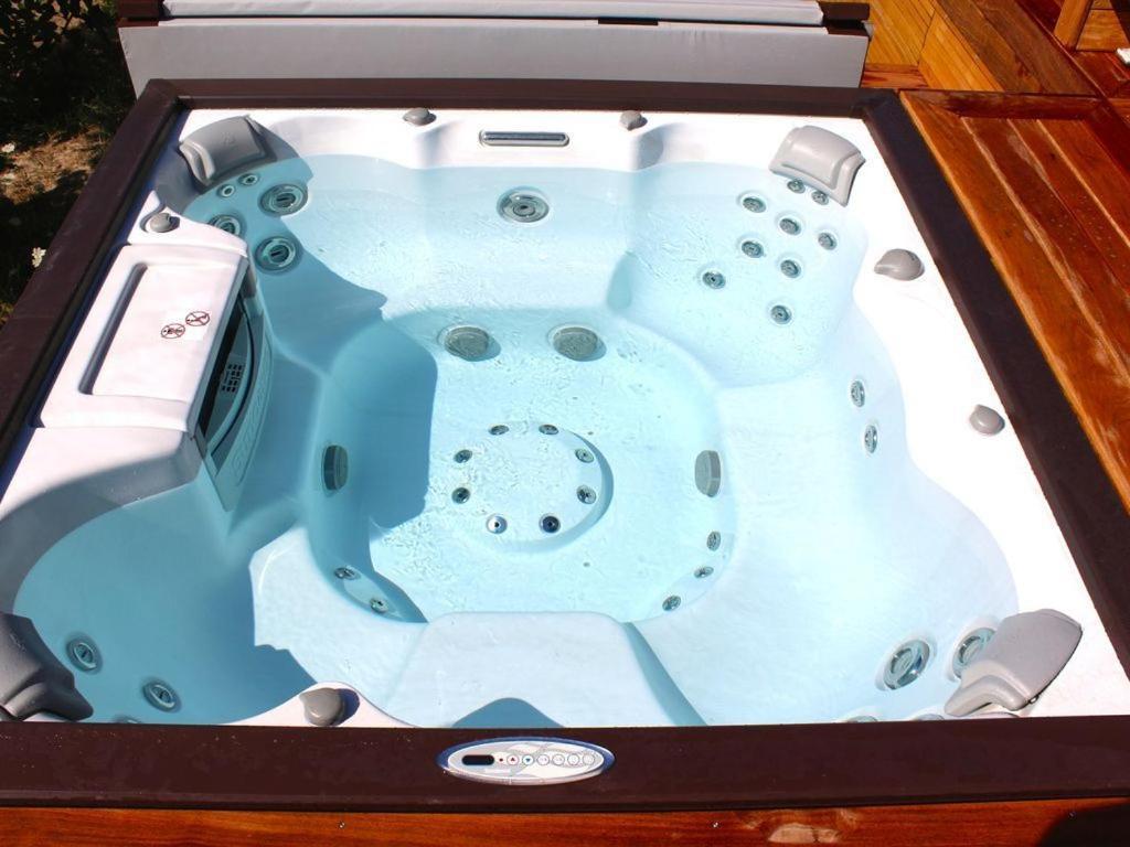 F2 Avec Jacuzzi, Petanque, A 3 Min Mer, Dans Grande Propriete Porticcio  Εξωτερικό φωτογραφία
